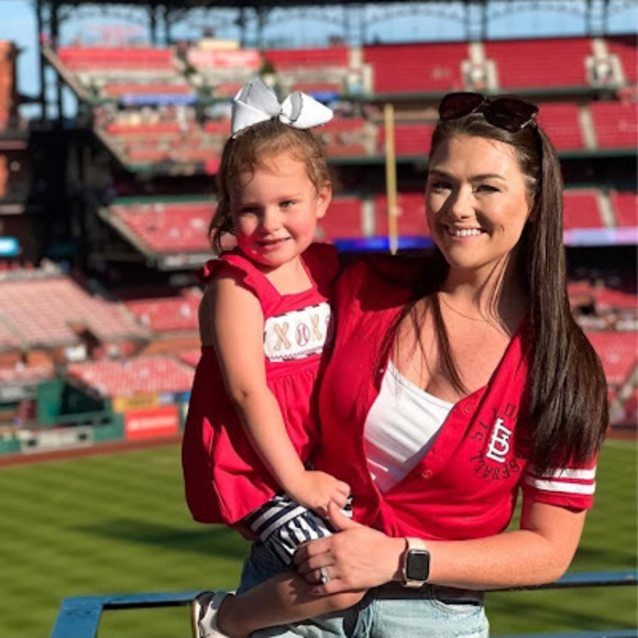 Meet your Posher, Jessica - Picture 1 of 1